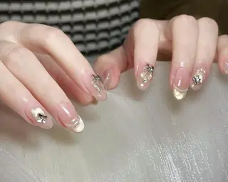 ネイル Pure&Rich Nailのネイルデザイン