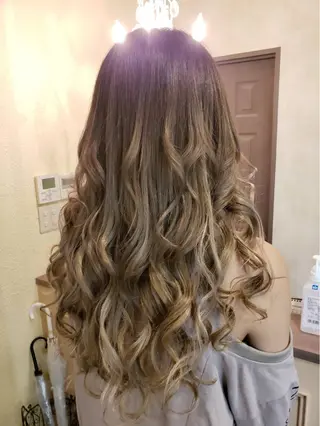 ロング ヘアアレンジ MagicMush ✴︎シールエクステのヘアスタイル