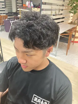 パーマ メンズ 髪質改善 TOMOMIのヘアスタイル