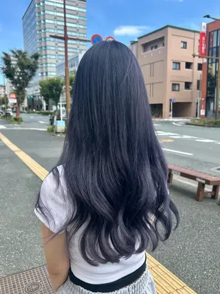 ロング カラー 大城 かえでのヘアスタイル
