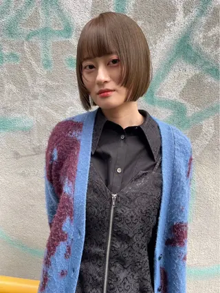 ミディアム ハイライト/ブリーチ /綾華のヘアスタイル