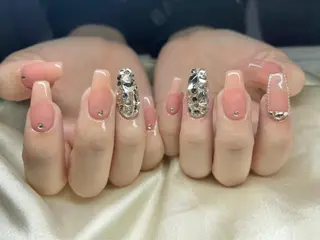 ネイル マツエク・マツパ アイブロウ Nail&eye Belire 新宿のネイルデザイン