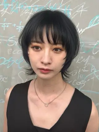 ショート カラー 原宿アンリ 山下卓也のヘアスタイル