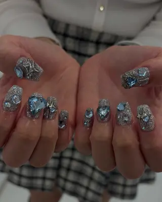 ネイル Lignal.liit所属・Lignal. liit　KAEDEのネイルデザイン