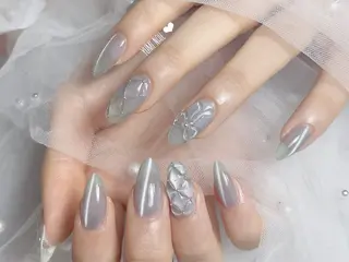 ネイル 𝐲𝐮𝐦𝐢🎀 長さ出しデザイン専門のネイルデザイン