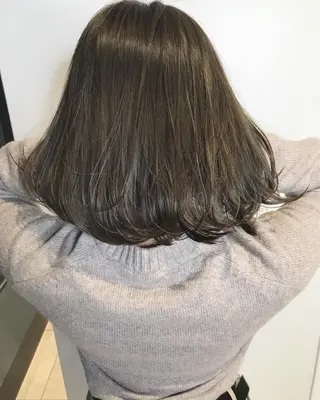 ミディアム カット講師 久保匠のヘアスタイル