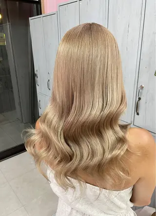 ロング ツヤ髪矯正 Kanaのヘアスタイル