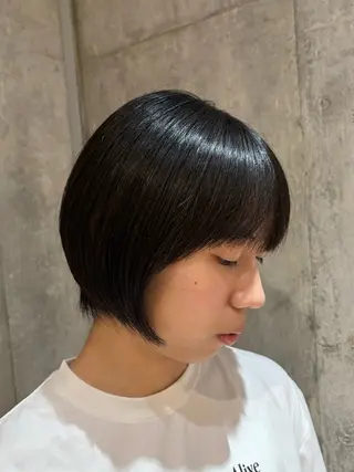 ショート 🌊インナーカラー 🐬櫻井海星のヘアスタイル