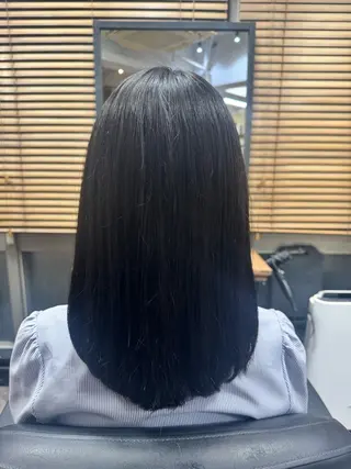 ミディアム 艶カラー🎀 YUUKAのヘアスタイル