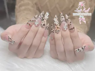 セミロング Linanail Nambaのマツエク・マツパデザイン