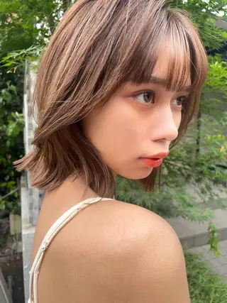 ミディアム カラー 顔周りカット 【オノザワリョウ】のヘアスタイル