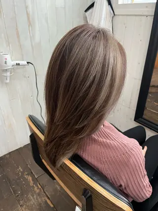 ミディアム 紙屋 隼人のヘアスタイル