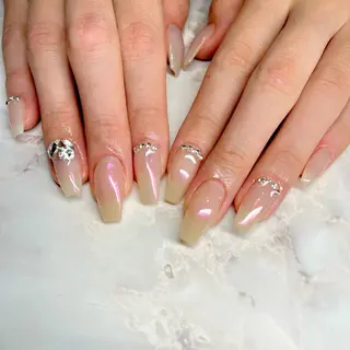 ネイル Miki 本町駅｜💅‎🤍のネイルデザイン