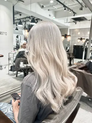 セミロング カラー 🌈インナーカラー ‘ショウマ’🌈のヘアスタイル