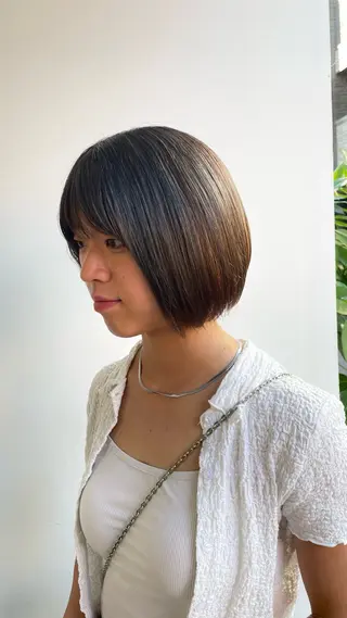 カラー ハッシュカット 暖色カラー/伊藤菜月のヘアスタイル