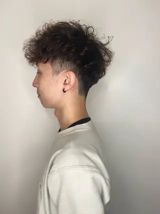 ミディアム パーマ Hiroshi ヒロシのヘアスタイル