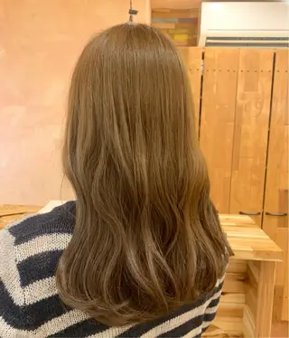 セミロング カラー 🌼愛されヘア🌼 篠原優菜のヘアスタイル