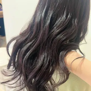セミロング カラー bh.maara デザイン／ハイトーンのヘアスタイル