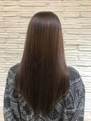 ロング izumi （いずみ）のヘアスタイル