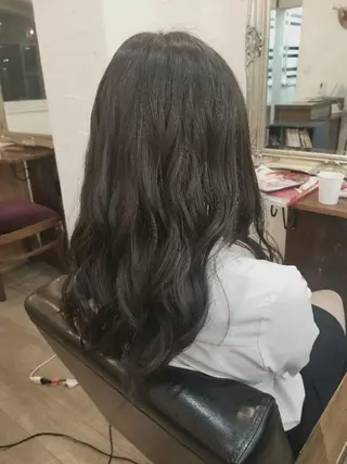 セミロング カラー bathair  所属・bathair 持田侑祐のヘアスタイル