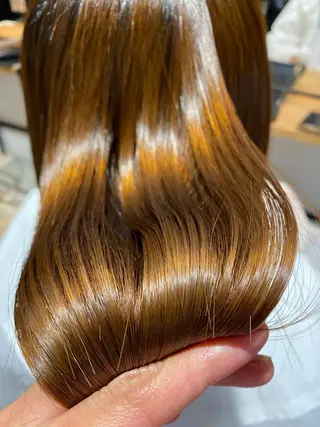 セミロング ☆髪質改善☆ 伊藤 祐美のヘアスタイル