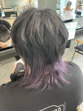 セミロング カラー インナーカラー 推し ブリーチ  髪質改善のヘアスタイル