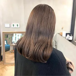 セミロング カラー パーマ ヘアアレンジ メンズ キッズ ネイル マツエク・マツパ アイブロウ 前川 朋香のヘアスタイル