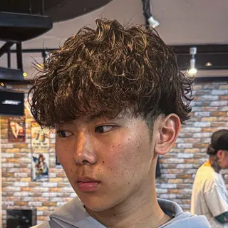 ショート パーマ メンズ GLADMAN'S CUT CLUB 立川所属・立川メンズカット/ メンズパーマ💈三上のヘアスタイル