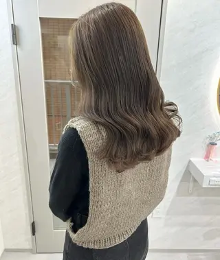 ロング カラー 髪質改善will hairdesignのヘアスタイル