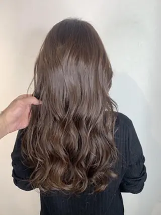 セミロング カラー _WHITE 天神店のヘアスタイル