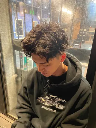パーマ メンズ litbyfifth 濵崎寛太のヘアスタイル