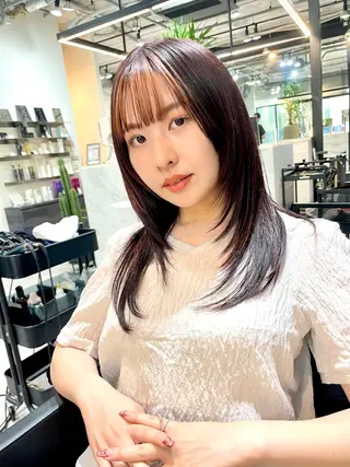 ロング 小田 桜のヘアスタイル