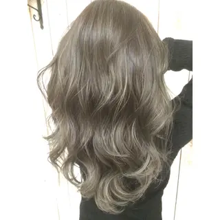 セミロング カラー 井上 一平のヘアスタイル