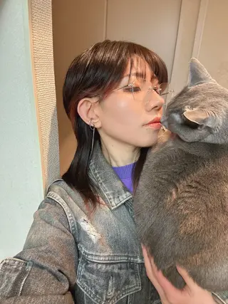 ミディアム カラー ヘアアレンジ メンズ アニメ,Vオタク× 即効痩せエステサロンのエステ・リラクイメージ