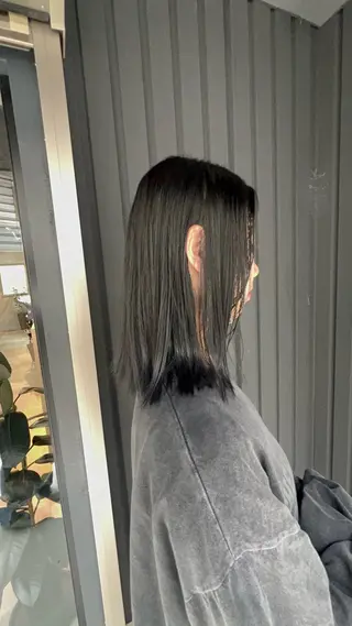 ミディアム motoトップカラー リスト/ブリーチカラのヘアスタイル