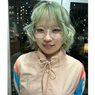 カエデ🐬 カットカラーモデルのヘアスタイル