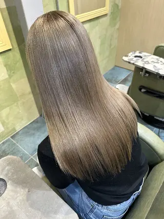 ロング カラー 川端 智治のヘアスタイル