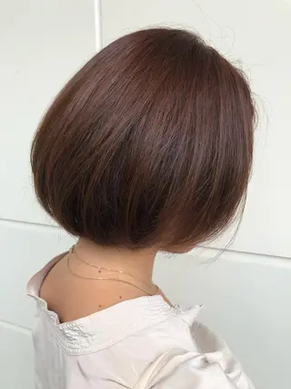 ショート カラー こやま りほのヘアスタイル