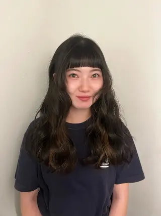 ロング Airi 韓国y2k ハイレイヤーのヘアスタイル