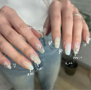 セミロング ︎ ユイナのネイルデザイン