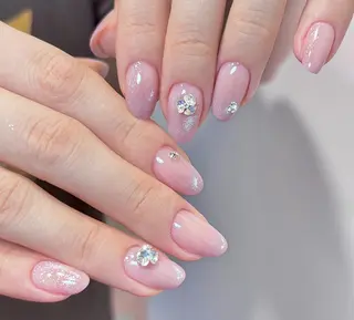 ネイル エリ🫧 nail池袋東口のネイルデザイン