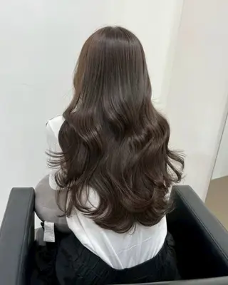 ロング カラー ioe愛莉 /透明感カラーのヘアスタイル