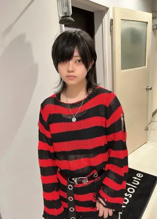 ミディアム ウルフ/レイヤー /パーマ/島田陽稀のヘアスタイル