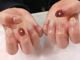 ネイル はばすみれ🎀ﾈｲﾙ 光ﾌｪｲｼｬﾙ ﾍｱのネイルデザイン
