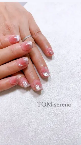 ネイル TOM serenoのネイルデザイン