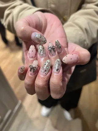 ネイル 深井 綸のネイルデザイン