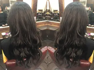 ミディアム ロング カラー 韓国ヘア🤍髪質改善 🇰🇷AKANEのヘアスタイル