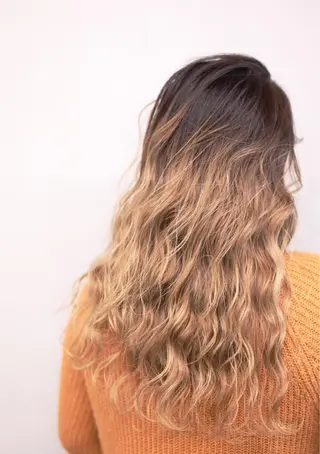 ロング カラー N/デザインカラー 🌿ナギのヘアスタイル