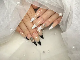 ネイル AYAKA🩵難波♡ 韓国ネイルで可愛く♡のネイルデザイン