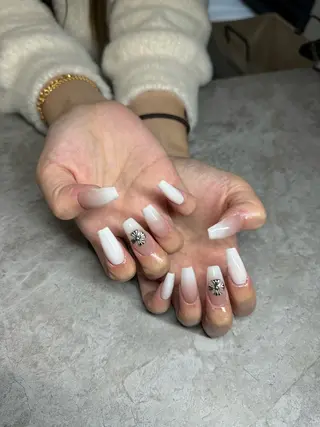 ネイル IROHA NAIL 北村菜帆のネイルデザイン